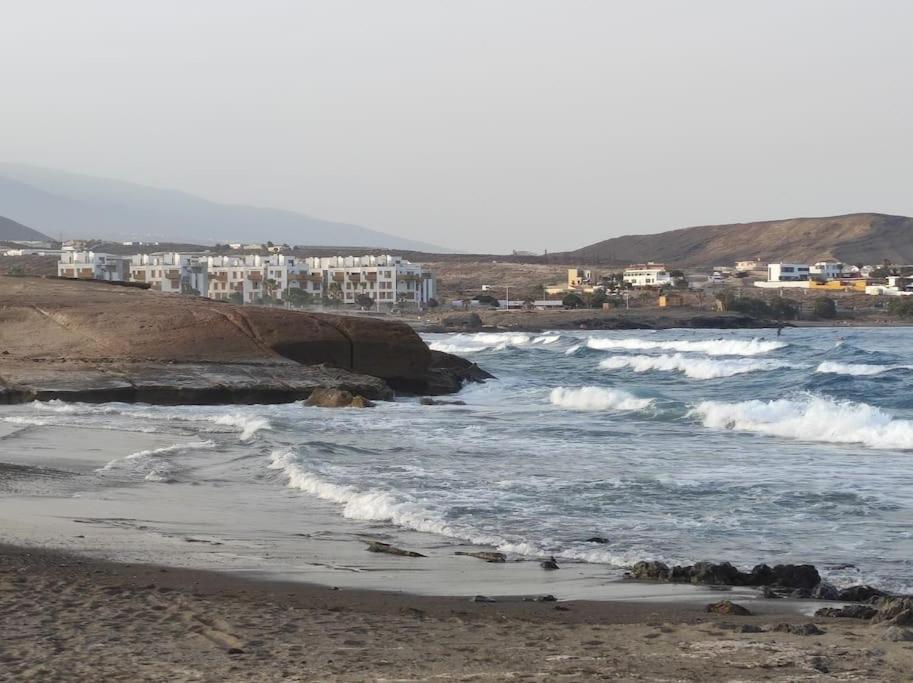 El Medano Beachfront Triplex Penthouse With Pool, Rooftop, Sea View Extérieur photo