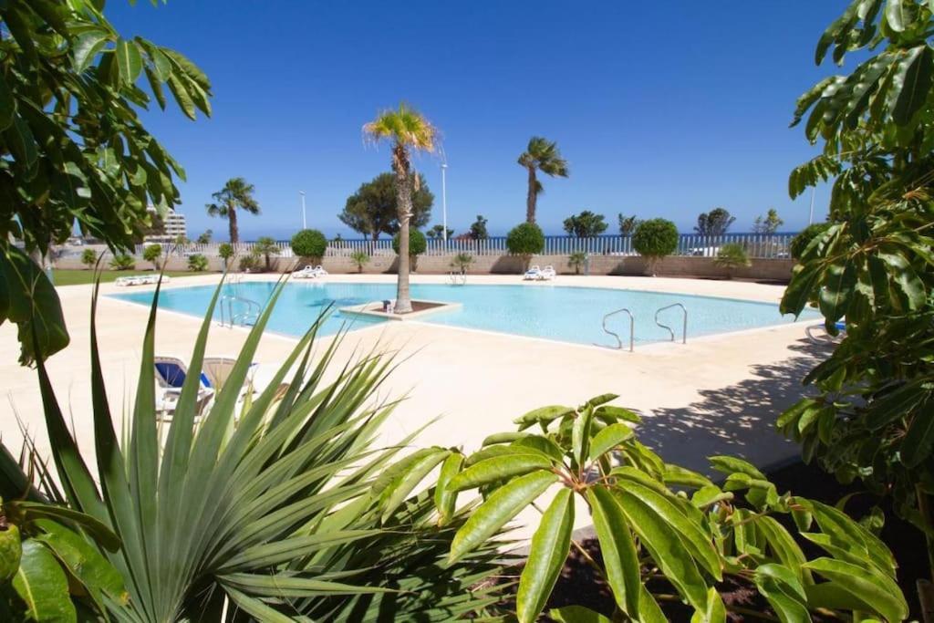 El Medano Beachfront Triplex Penthouse With Pool, Rooftop, Sea View Extérieur photo
